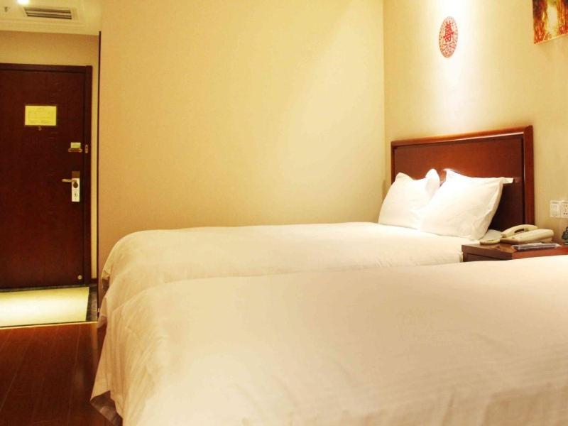 Greentree Inn Shandong Qingdao Development District Sdust Express Hotel Kültér fotó