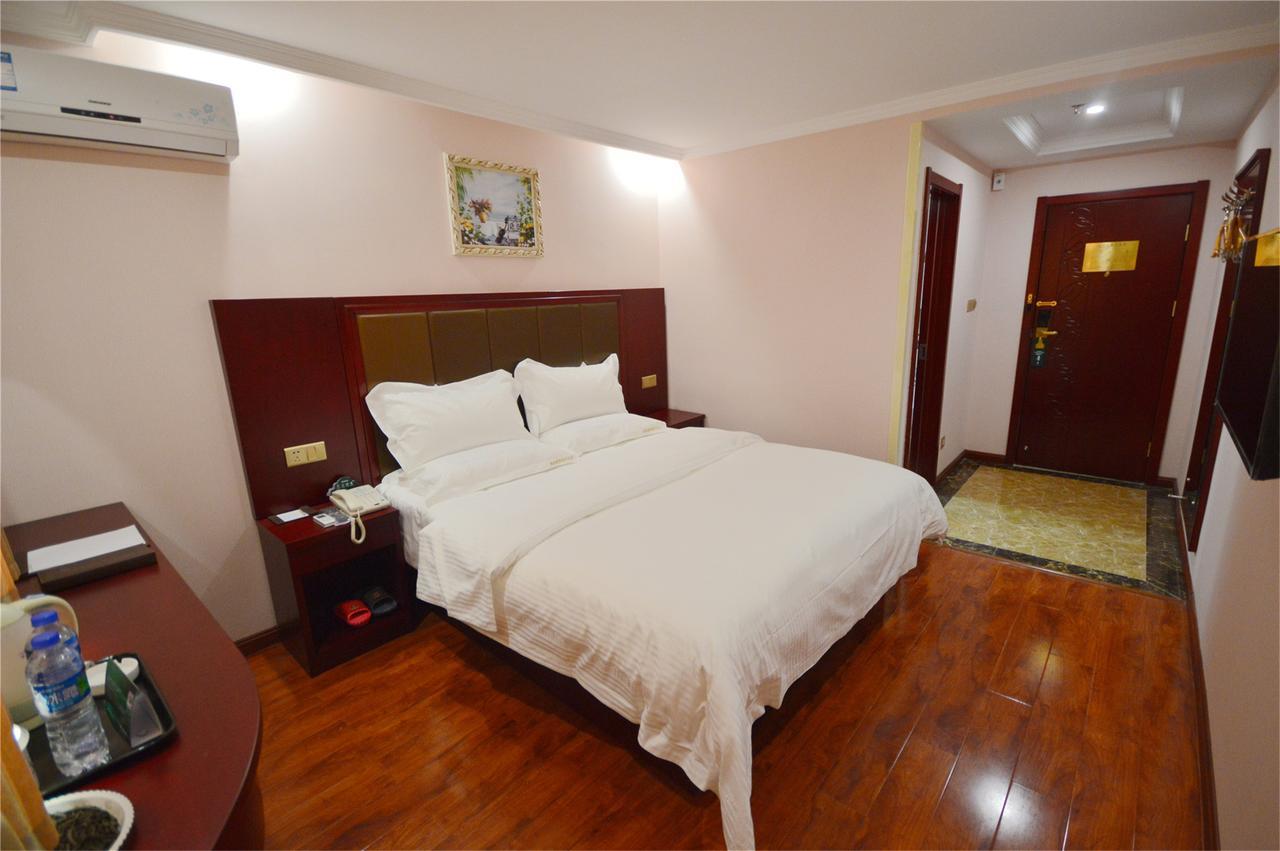 Greentree Inn Shandong Qingdao Development District Sdust Express Hotel Kültér fotó